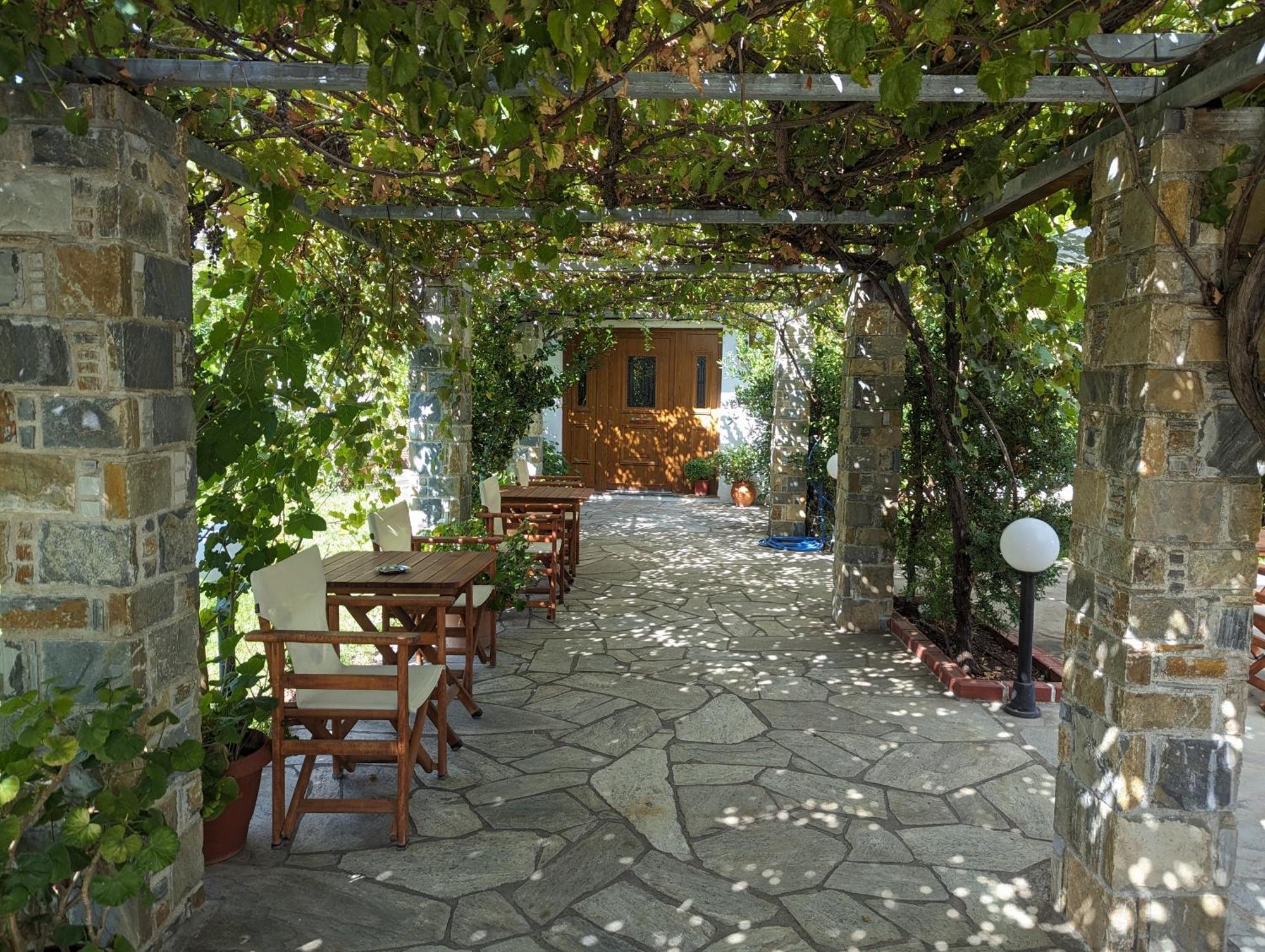 Guesthouse Christos Skopelos Buitenkant foto